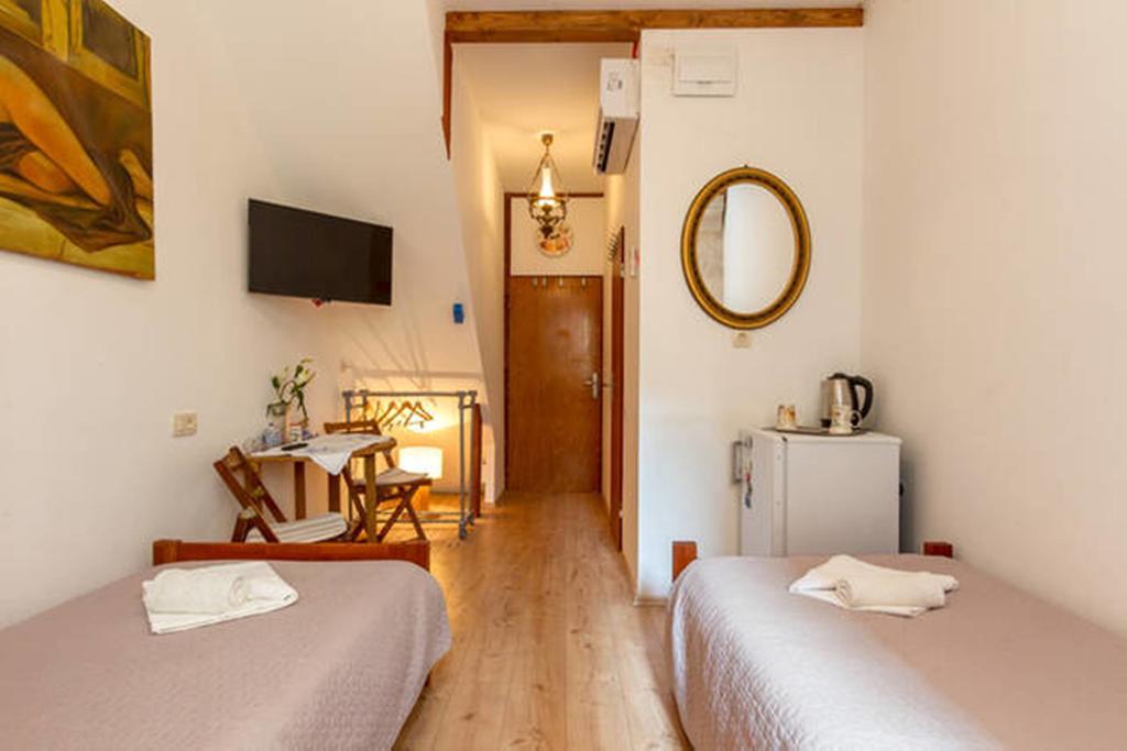 Apartments Emperor Oasis Сплит Экстерьер фото